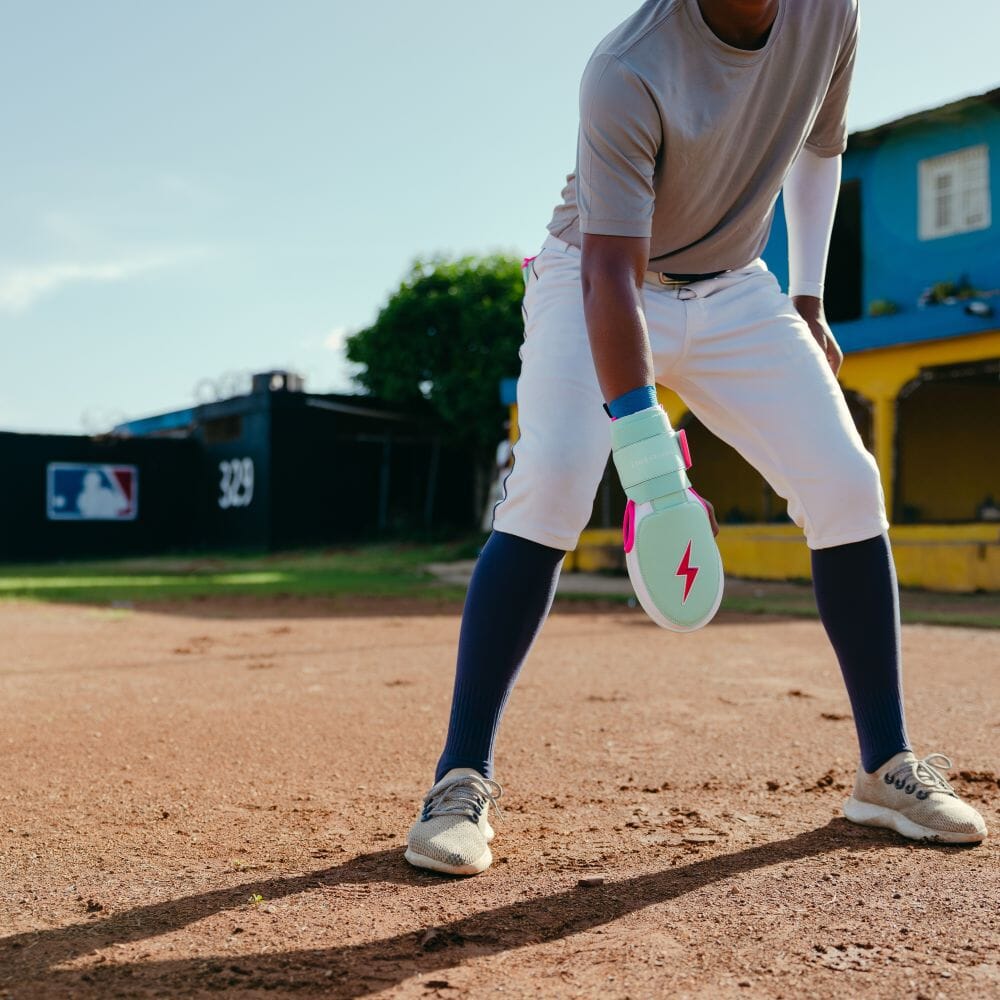 Fernando Tatis Jr. Signature Series Sliding Mitt - Mint/Pink- thumb 4