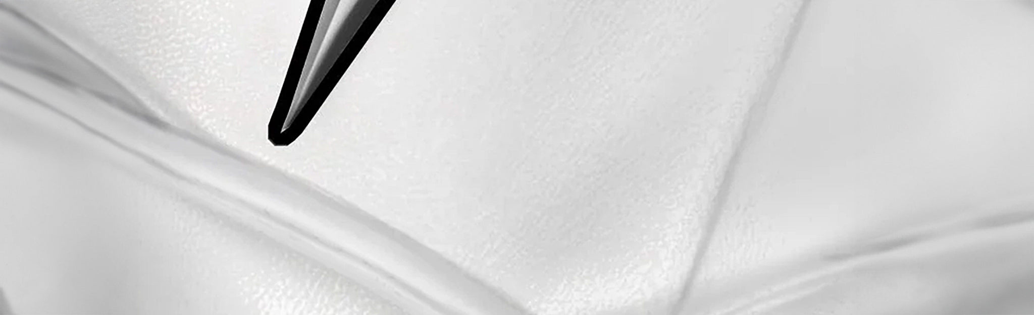 Closeup image of a BRUCE BOLT batting glove