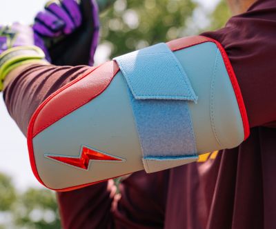 MOLDABLE THERMOPLASTIC PROTECTIVE SHELL