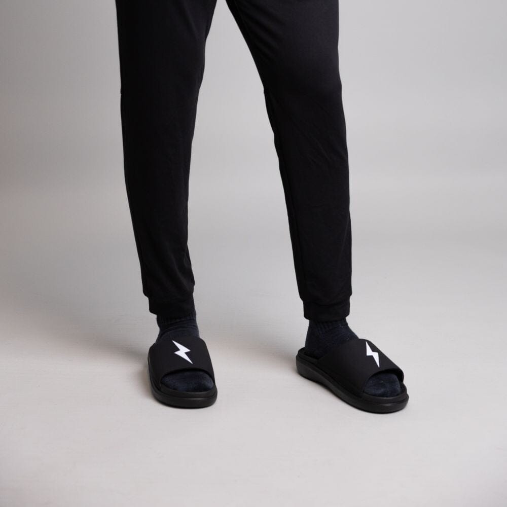 MOTIVE Slides | BLACK- quickbuy